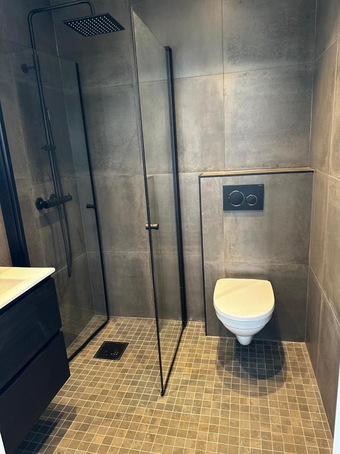 Skagesund Guest House With Free Parking Тромсе Екстер'єр фото