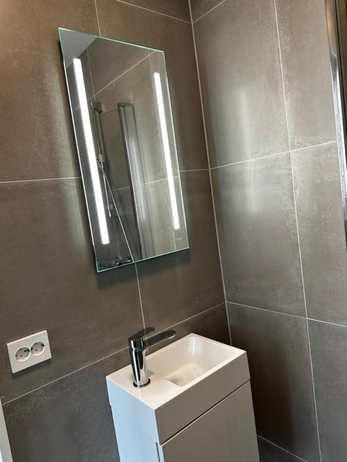 Skagesund Guest House With Free Parking Тромсе Екстер'єр фото