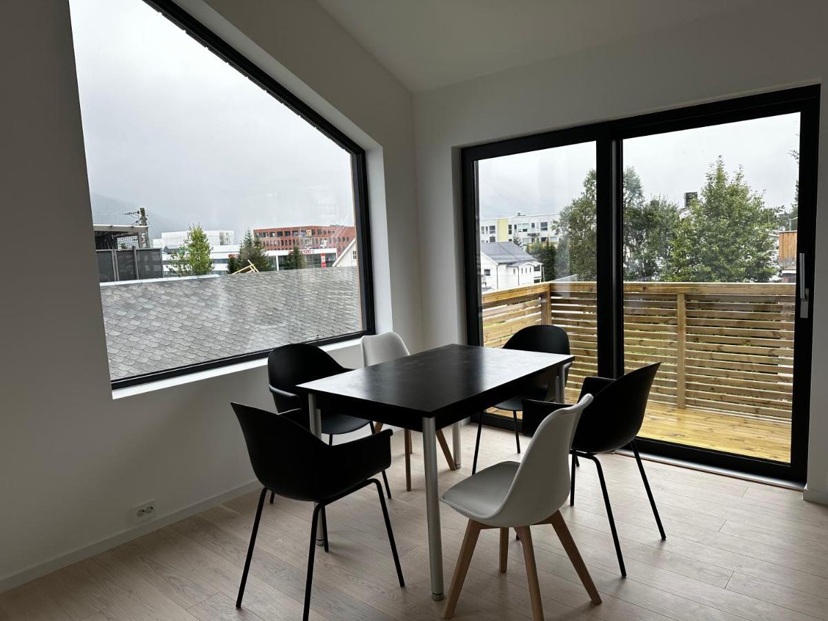 Skagesund Guest House With Free Parking Тромсе Екстер'єр фото